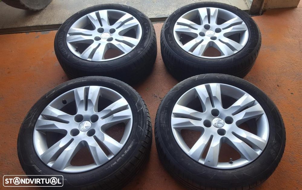 Jantes Peugeot 5008 215/50 R17