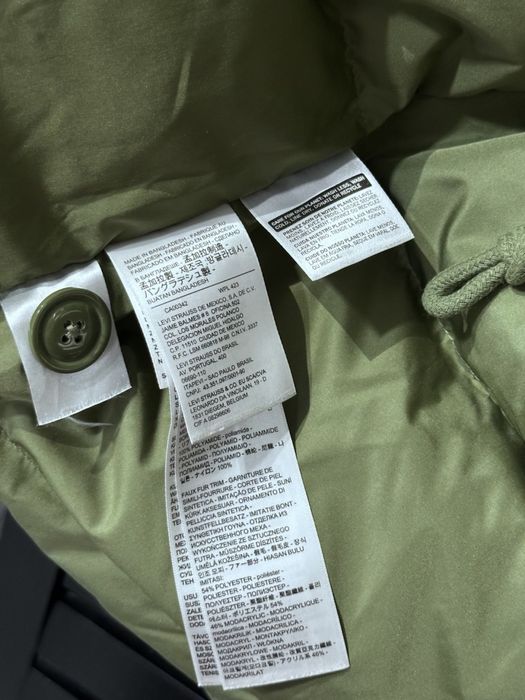 Нова змова парка куртка levis