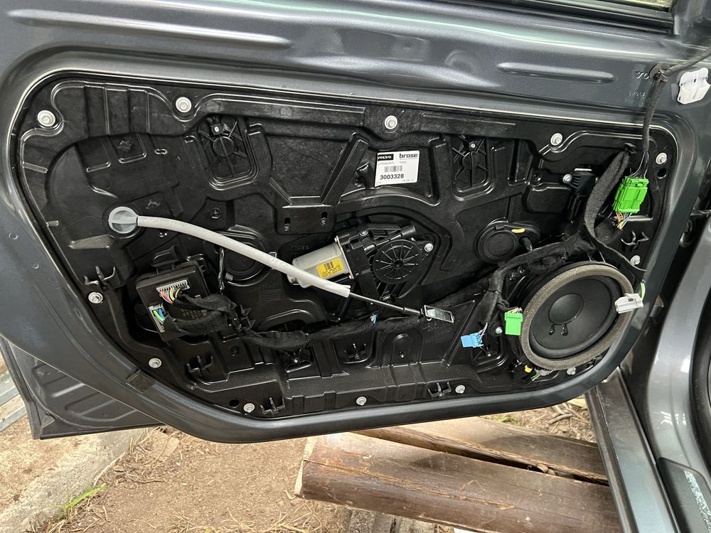 Peças Volvo V40 de 2013 a 2019