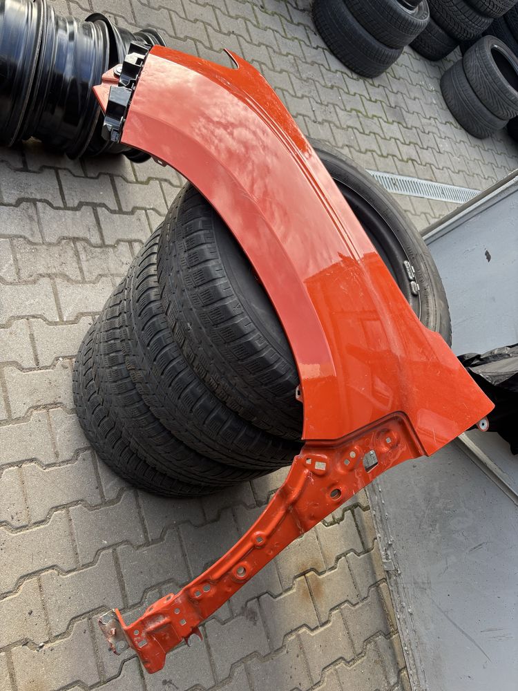 Błotnik lewy przód Dacia Duster II