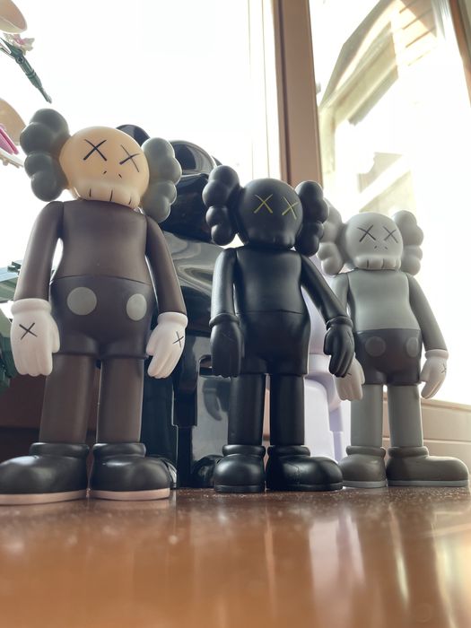 Фигурка kaws companion open edition