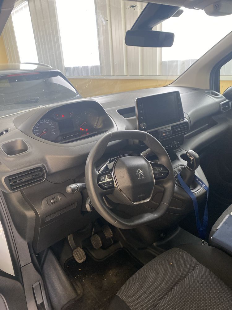 Peugeot partner 12/2020
