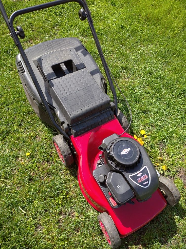 Газонокосарка Briggs and Stratton 450 .Газонокосилка, Косарка.