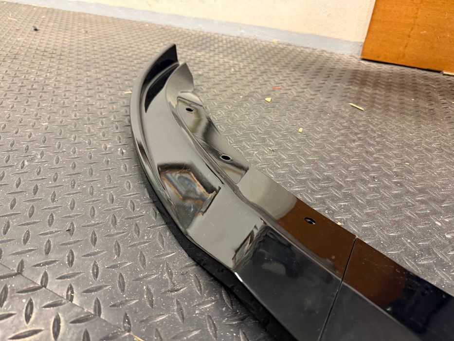 Spoiler Lip frente Tesla Model 3