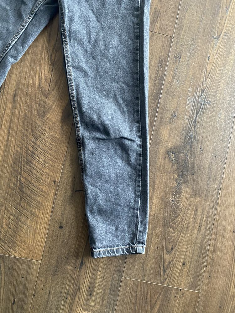 Spodnie dżinsowe Pull&Bear