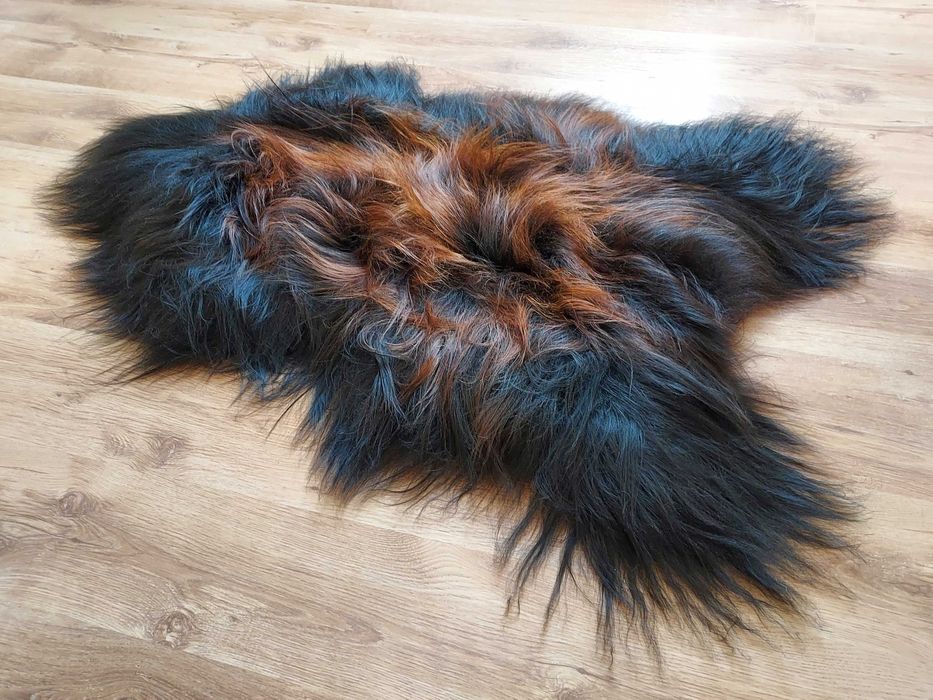 Skóra Owcza z Islandii Naturalna Płomienista Czerń XXXL PRODUCENT