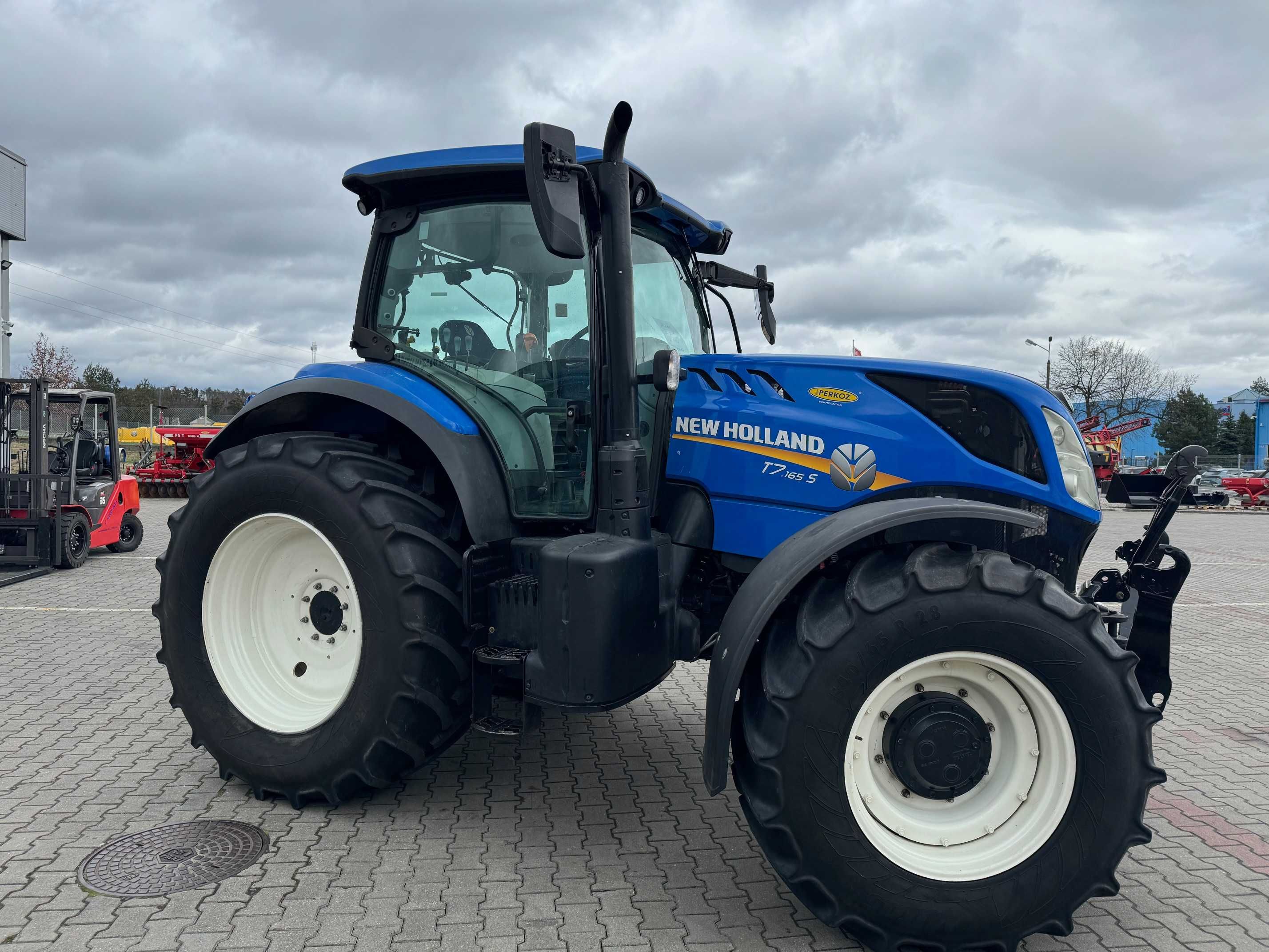 Ciągnik rolniczy New Holland T7.165