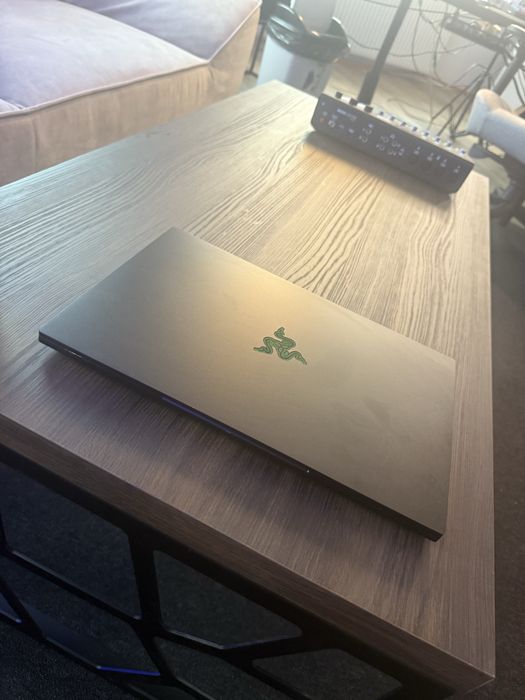 RAZER BLADE D8 32GB RAM 360HZ i7-12800H RTX 3080TI