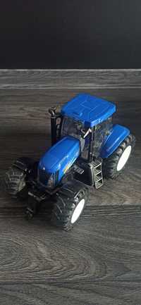 Zabawka traktor New Holand T8040 bruder