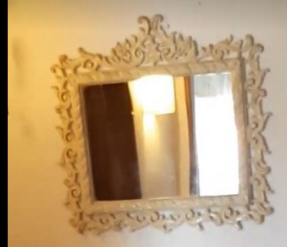 Consola e espelho antigo pintado