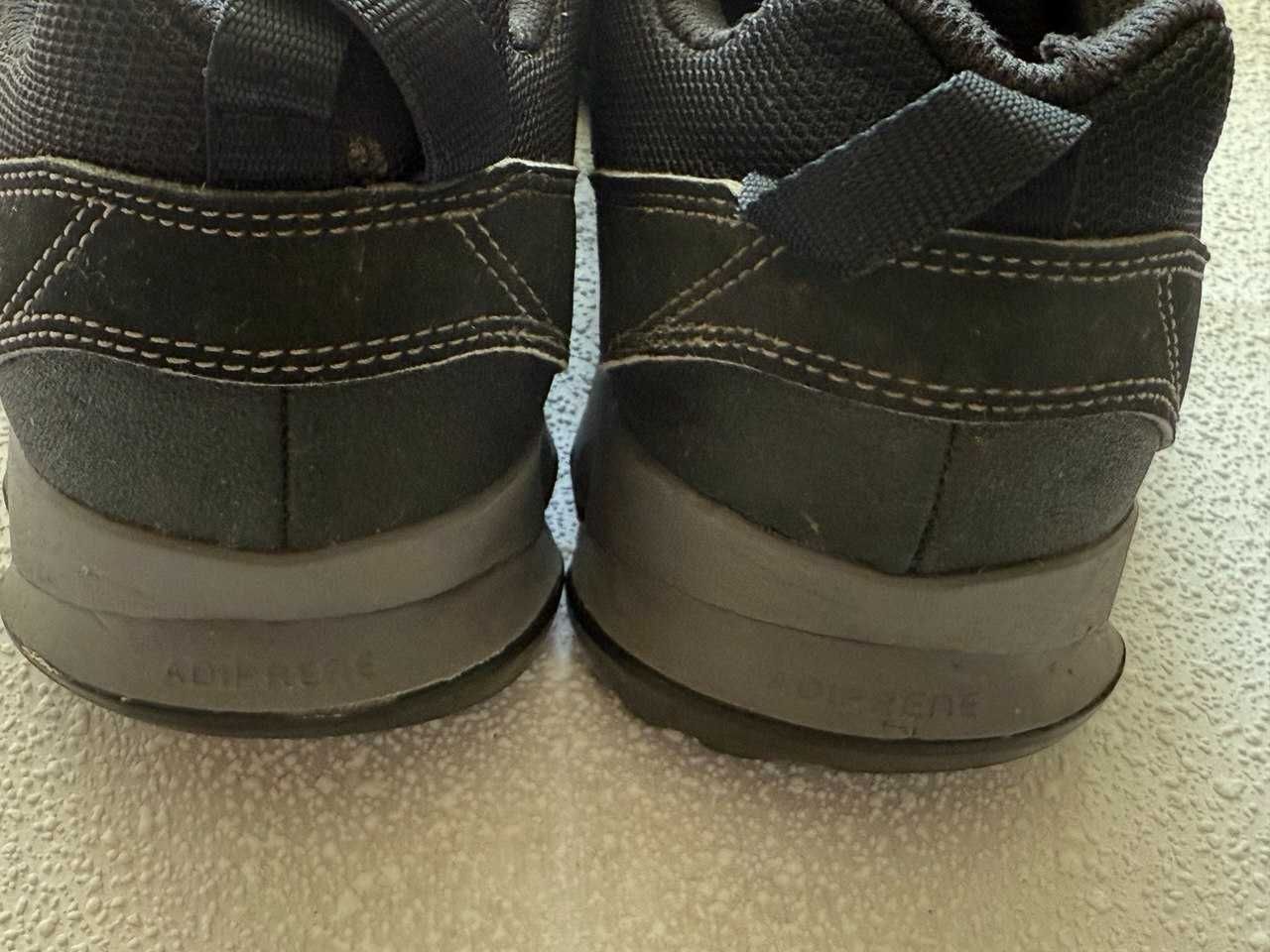 Adidas чоловічі кросівки
