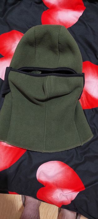Продам мужскую балаклаву .