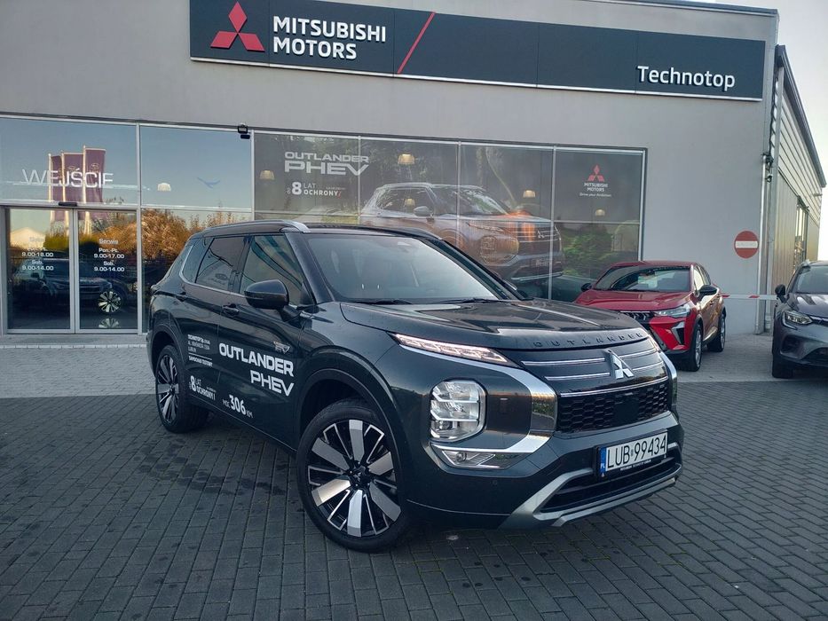 Mitsubishi Outlander Demo Dealera Instyle PLUS