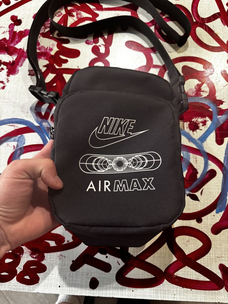Сумка Nike air max
