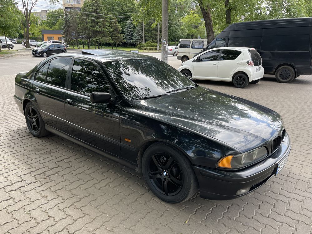 Продам BMW e39 2.8