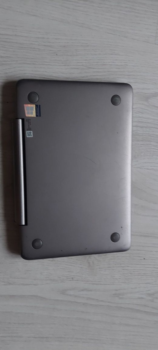 ASUS Transformer Book T100HA