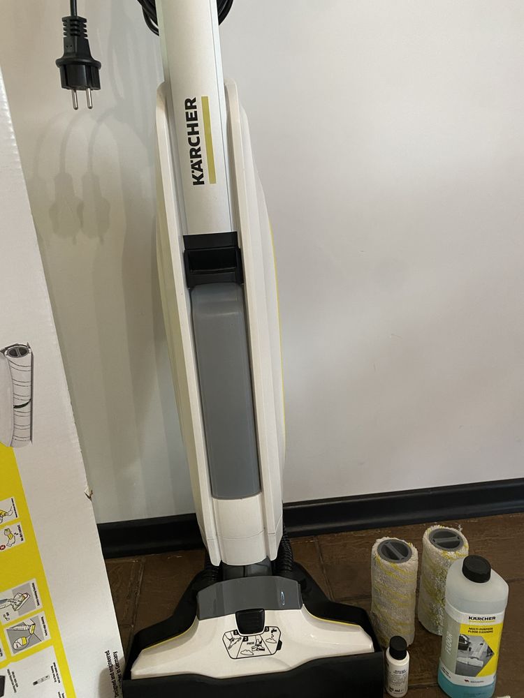 Підлогомийна машина для будинку Karcher FC 5 Premium - 1.055-460.0