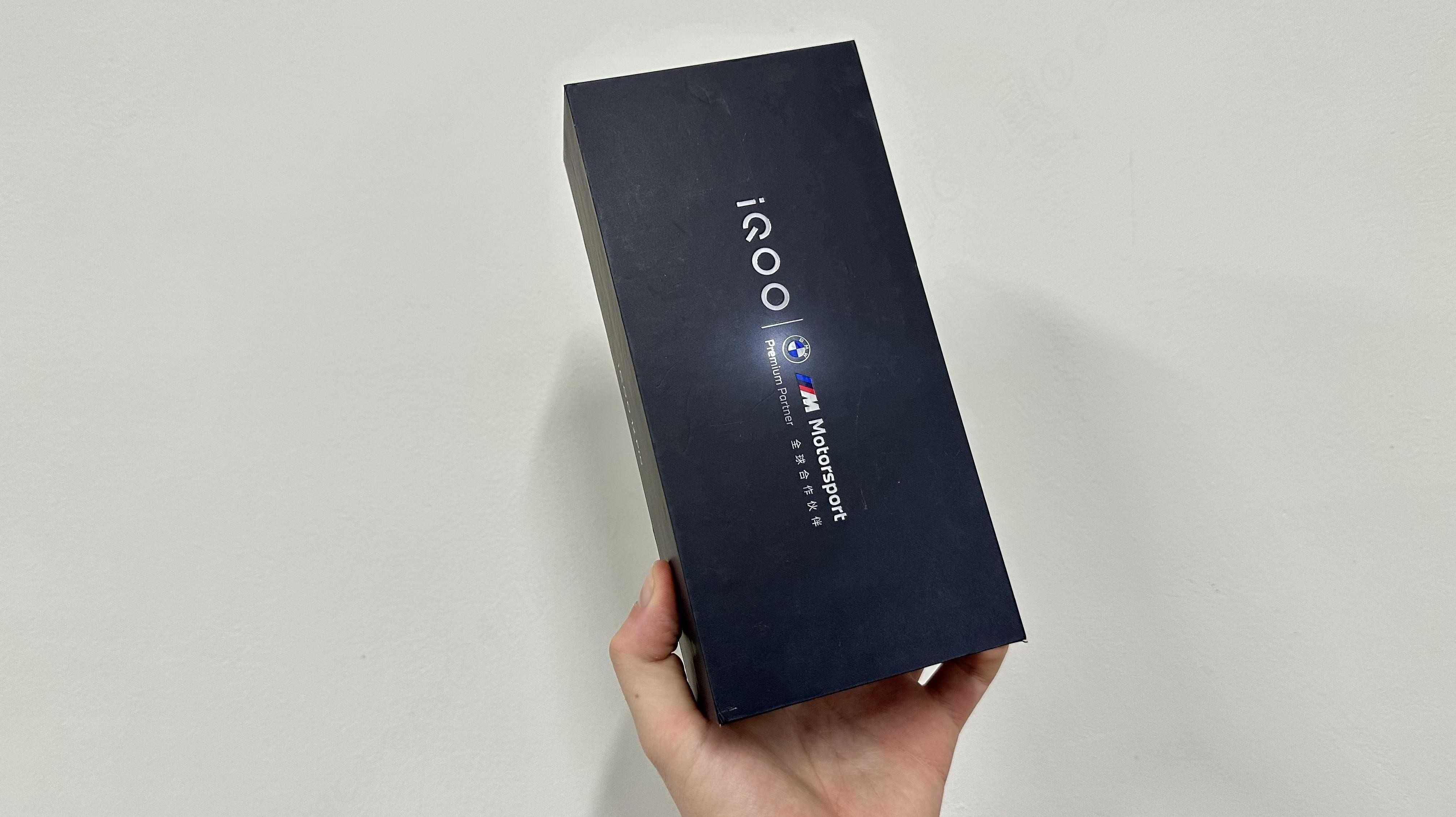 Магазин USED Vivo IQOO 12 Pro 512GB Black/White Trade In Гарантія