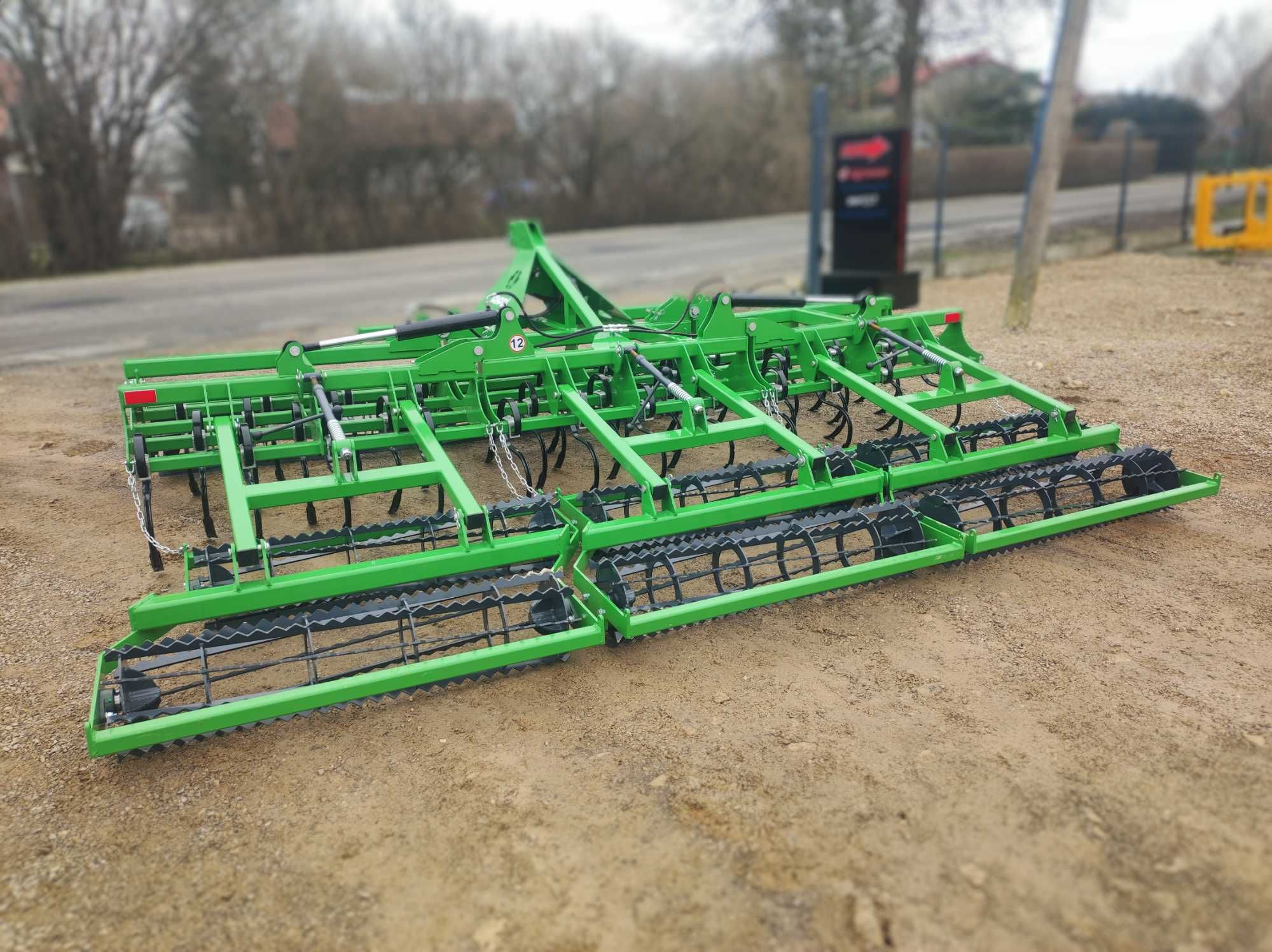 Agregat uprawowo-przedsiewny JANPOL 3,6-5m HYDRAULICZNY od ręki