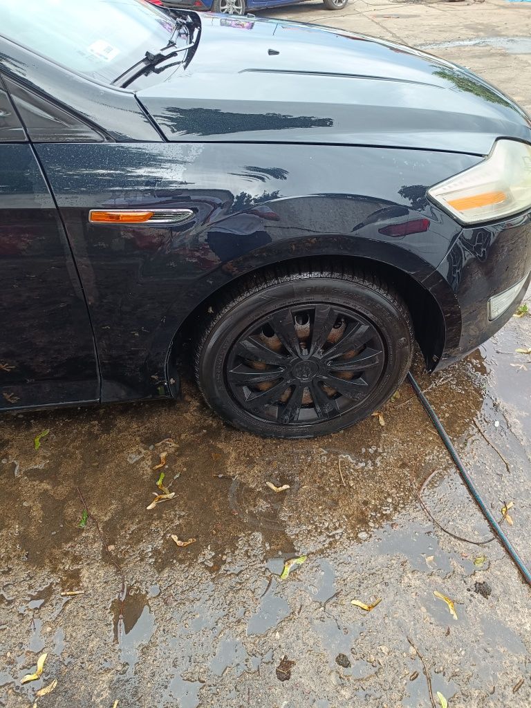 Błotnik prawy przód Ford Mondeo mk4 przed lift G6