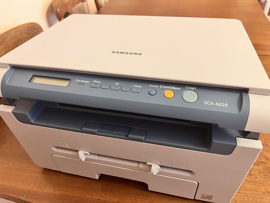 Принтер  Samsung SCX-4220