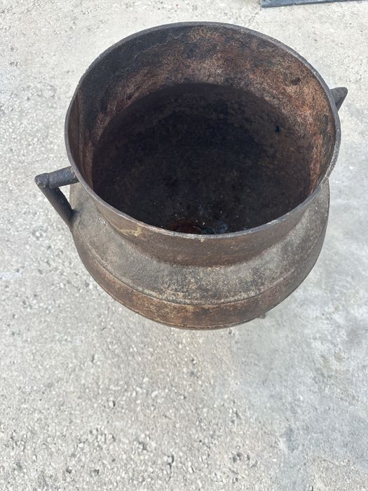 Panela de ferro linda e muito antiga