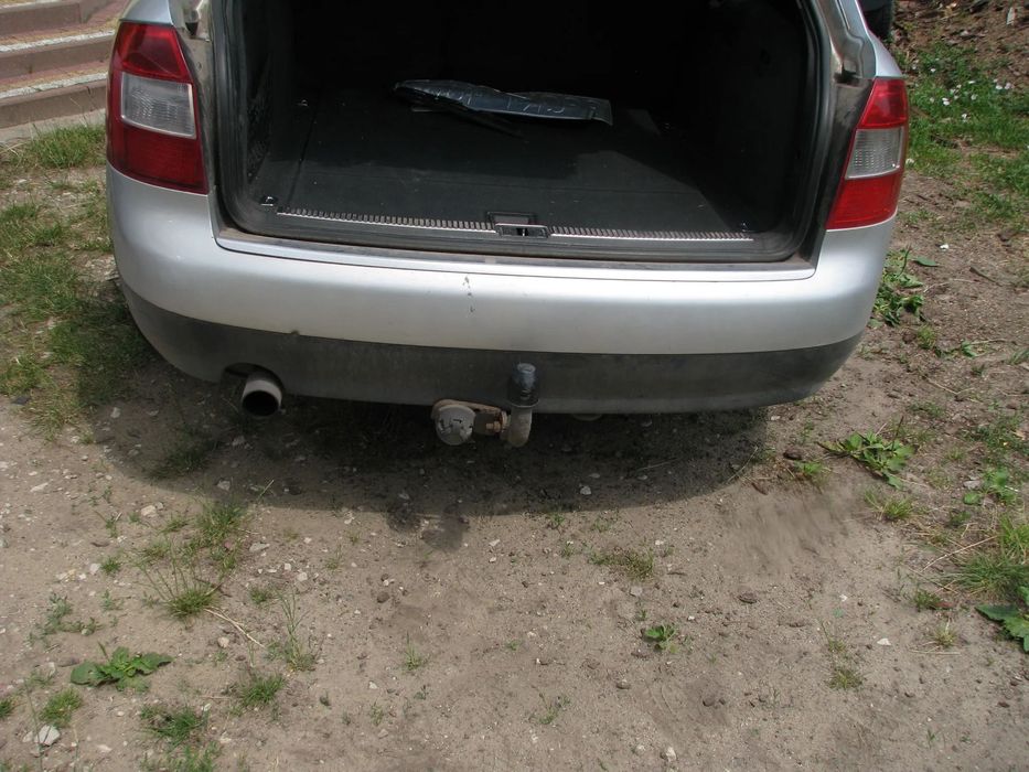 ZDERZAK TYŁ TYLNY AUDI A4 B6 KOMBI LY7W