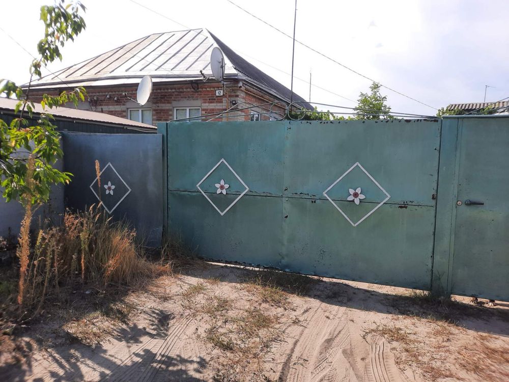Продам распашные ворота и калитку металл 3 мм