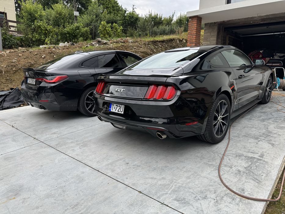 Ford Mustang GT 5.0 2017 maly przebieg 60tys - stan bardzo dobry