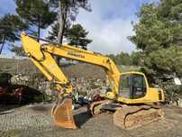 Escavadora KOMATSU PC240
