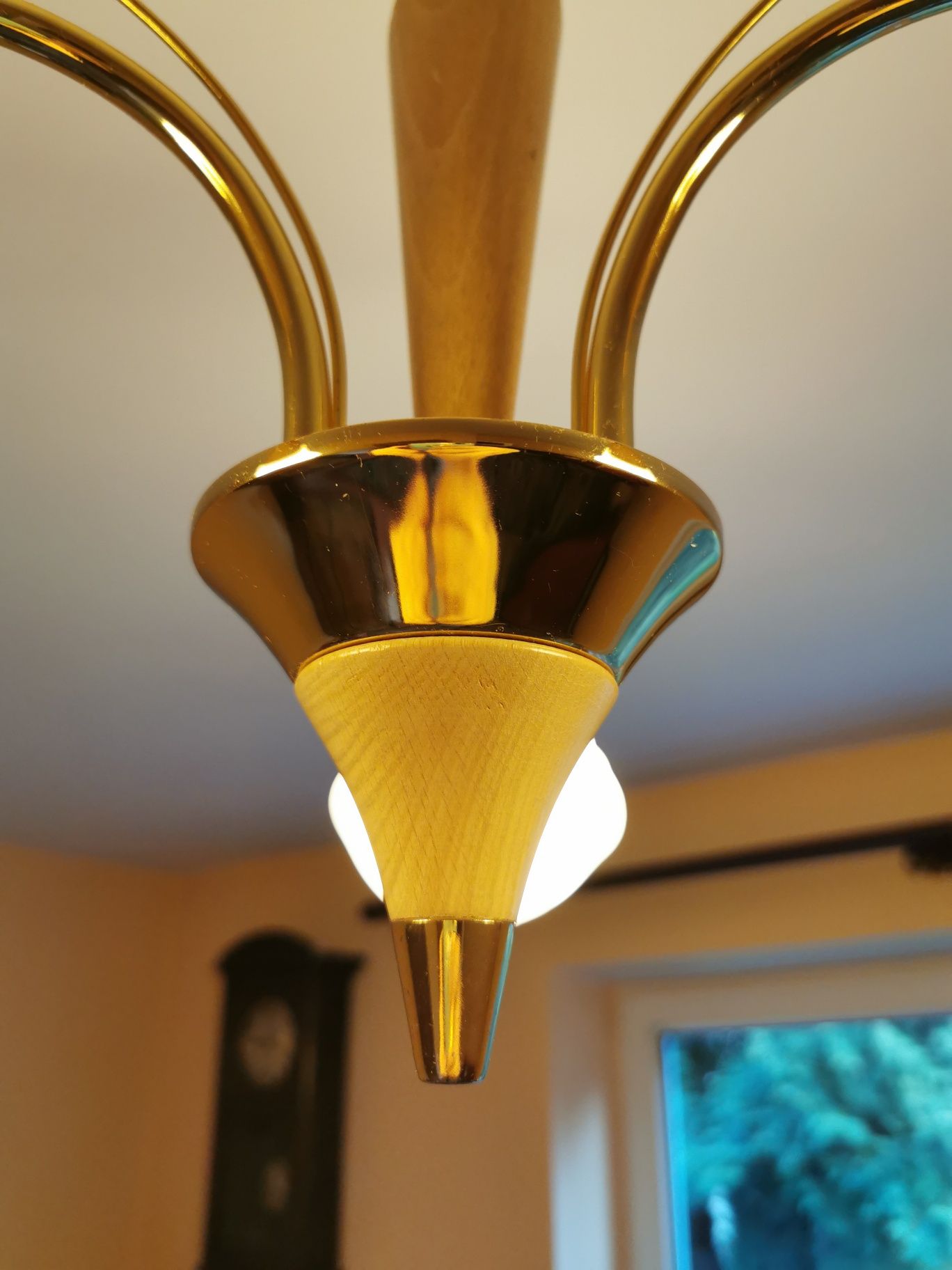 Lampa wisząca drewno, metal, klosze szklane 3xE27.