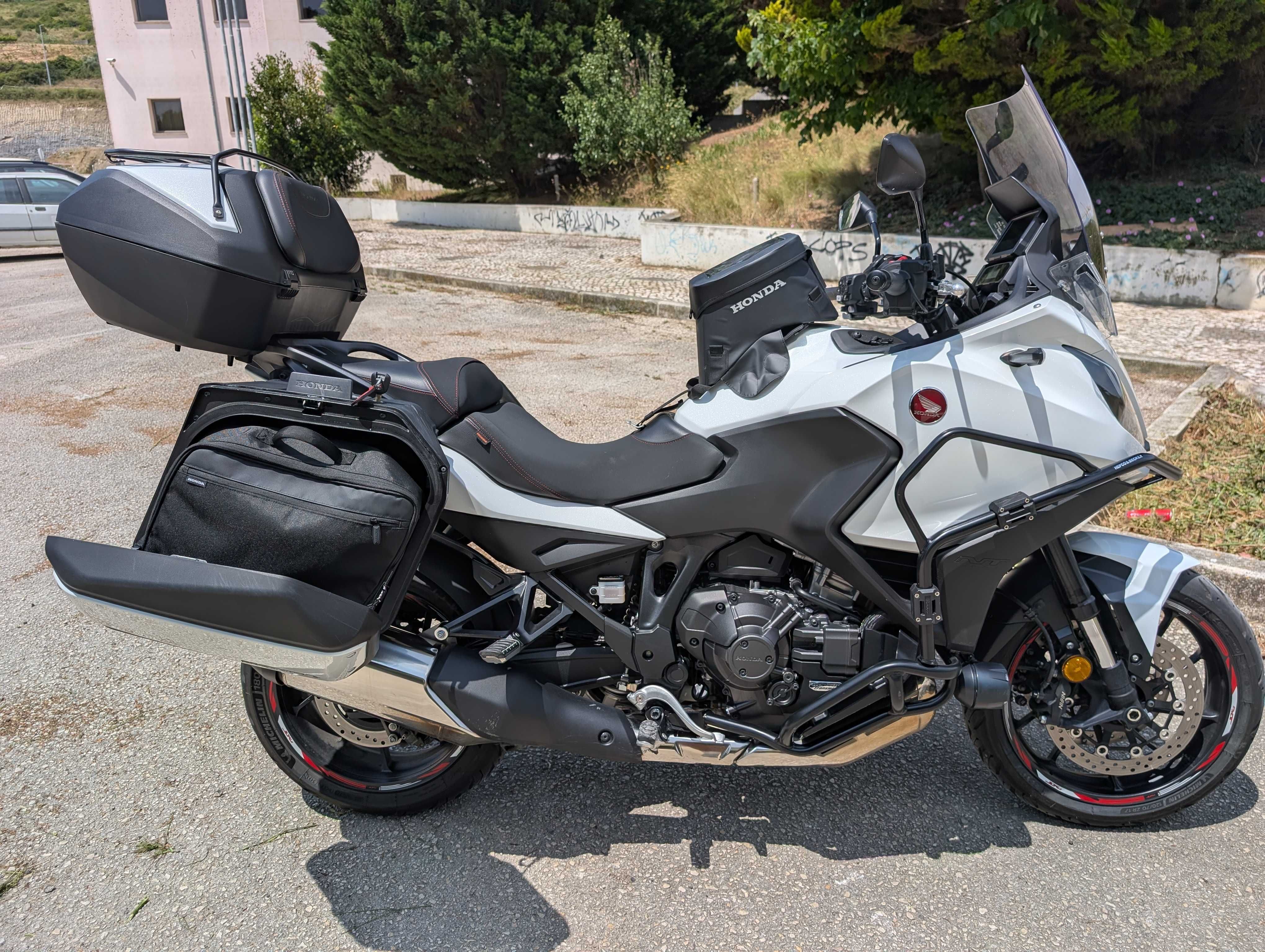 Honda NT1100 DCT