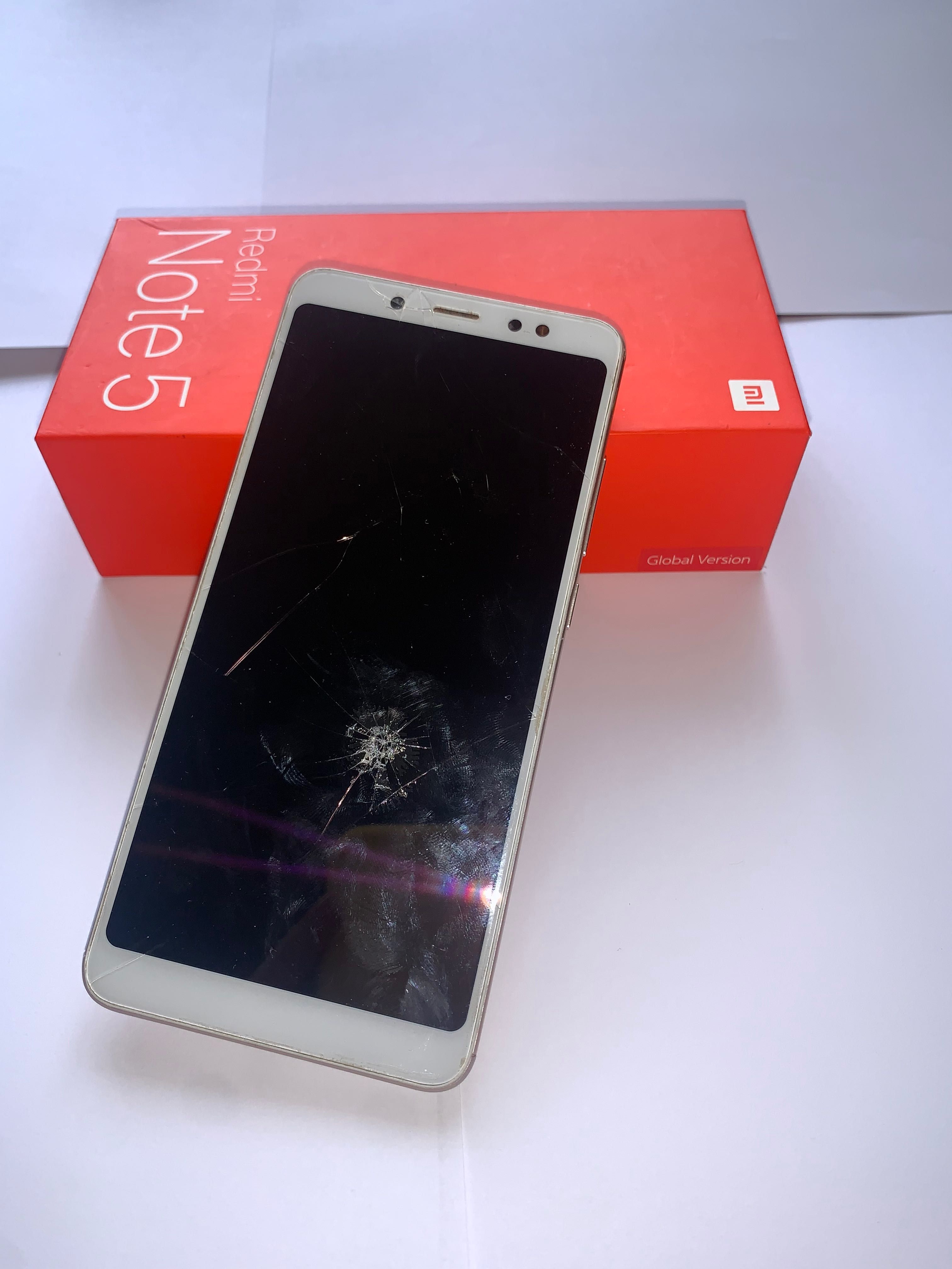 Xiaomi Redmi Note 5 (НЕробочий стан)