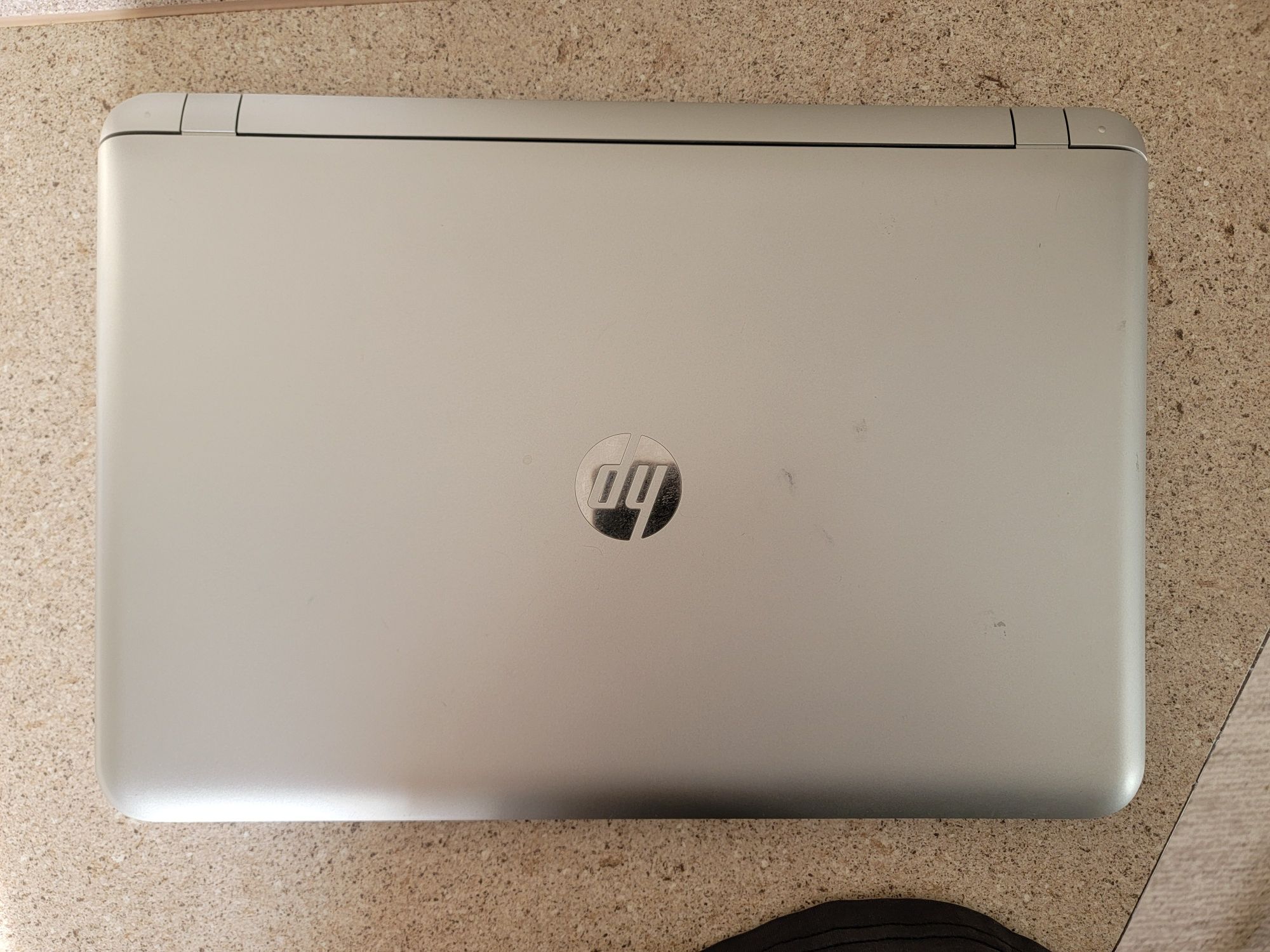 HP Pavilion AMD A10-8780P 12 ГБ 1 ТБ R8 M360 17,3" Сенсорний екран