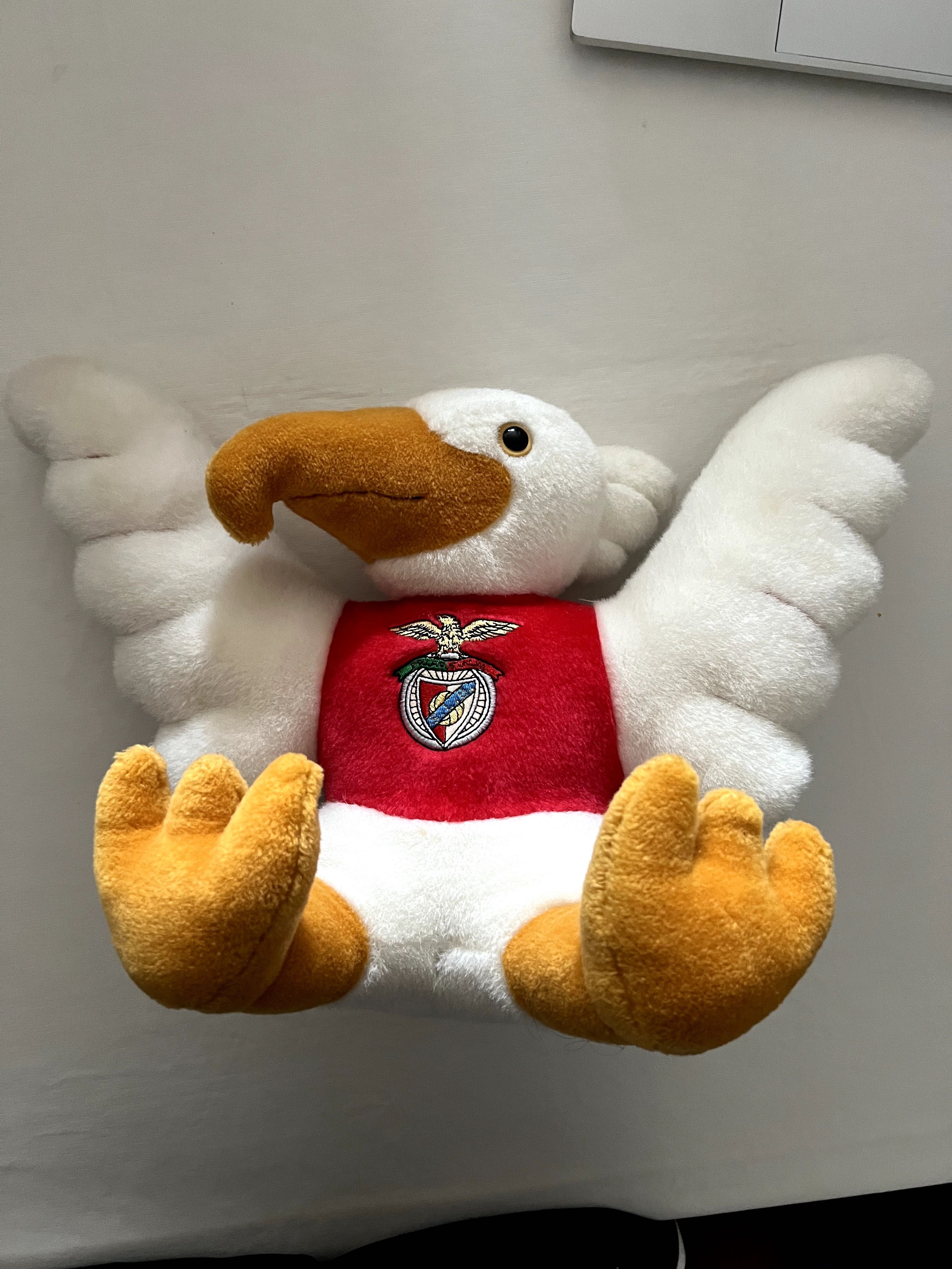 Peluche Águia Benfica - Tamanho 30x45cm