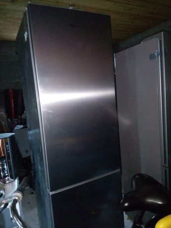 Холодильник лібхер 2 м.