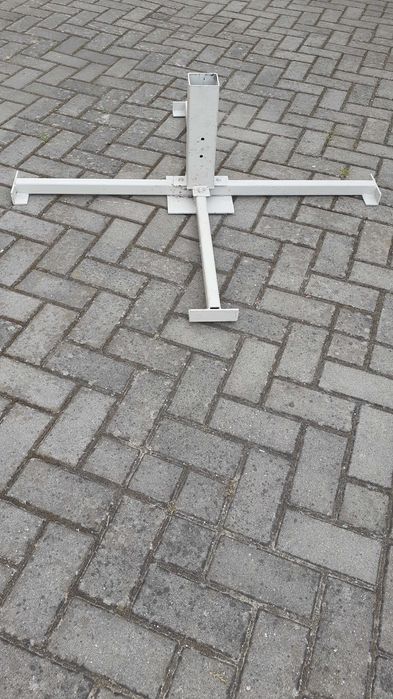 Stojak na parasol.