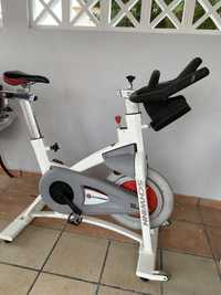 Bicicketa estática de spinning Schwinn AC sport