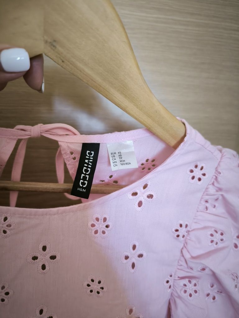 Платье фирмы H&M