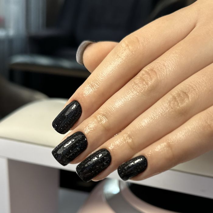 Манікюр/педикюр Камʼянець-Подільський