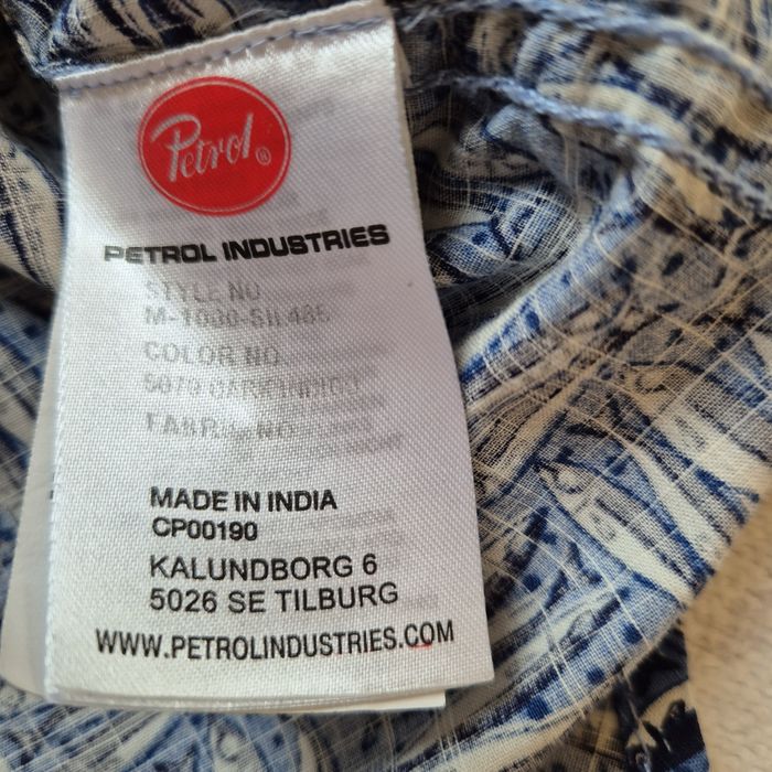 Koszula r. S, s. Bdb męska, f. Petrol, niebieska w śledzie