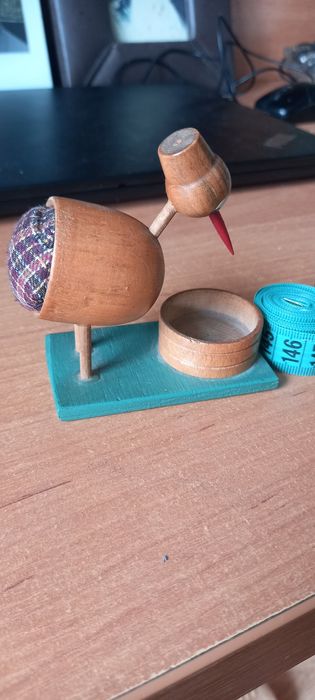 Igielnik gadżet kolekcjonerski PRL