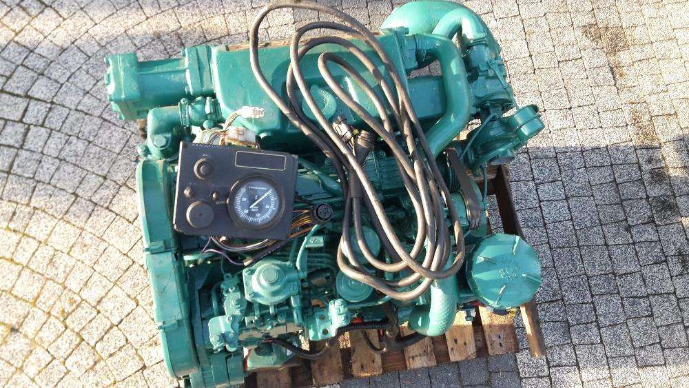 Mercruiser 4,3L MPI oraz inne 3L i V8 Volvo penta OMC