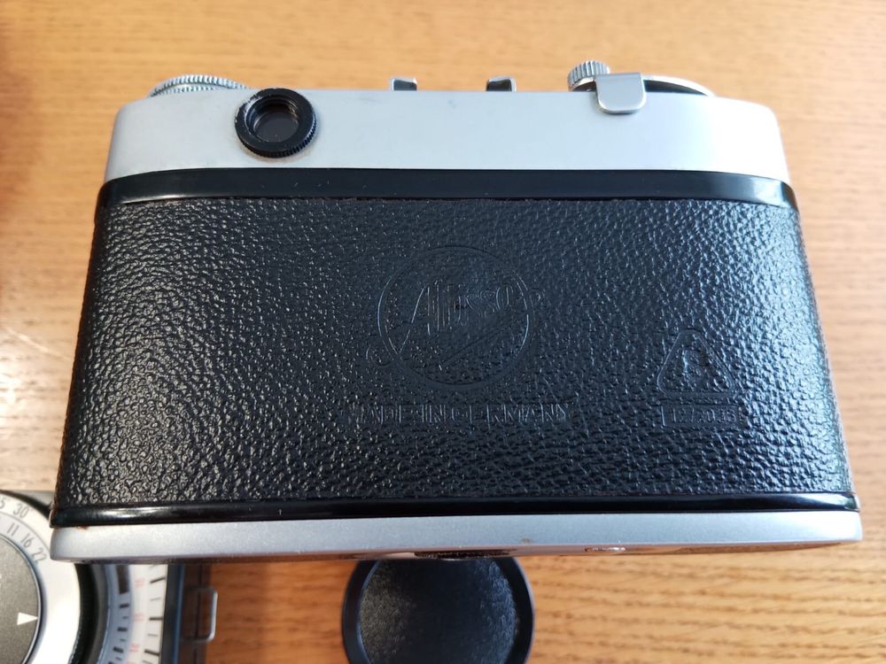 Stary aparat Altix-N z obiektywem Zeiss Tessar+etui+światłomierz