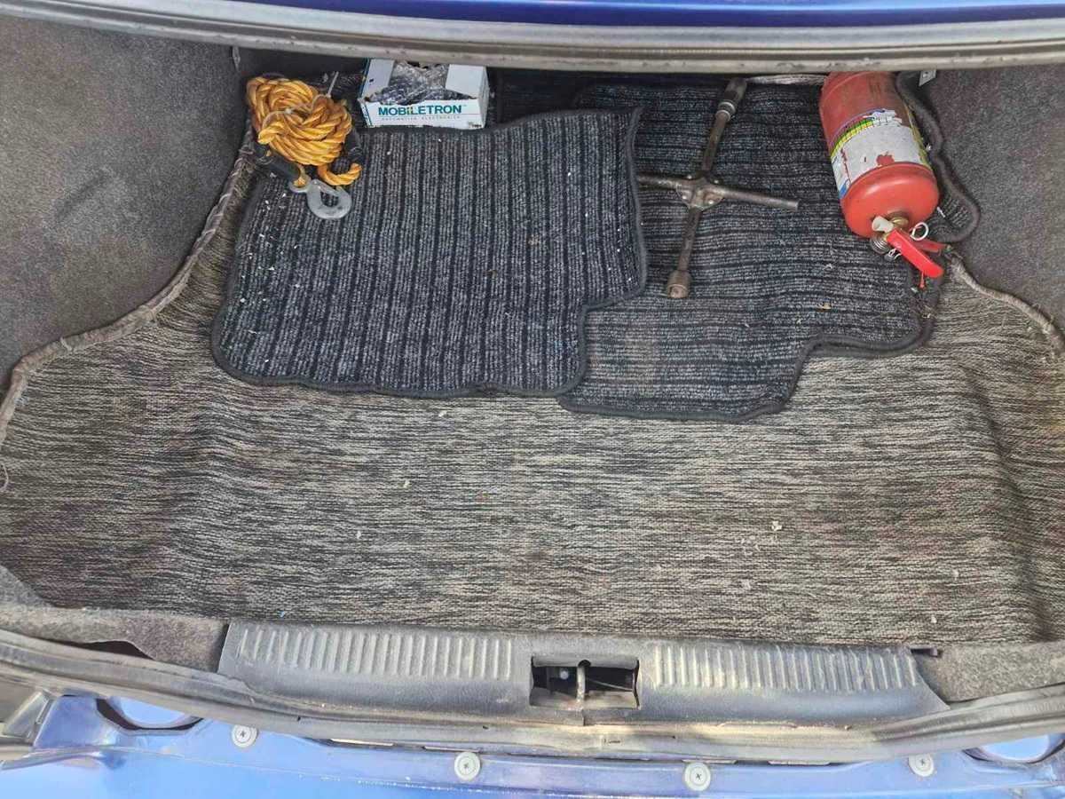 Автомобіль Kia Sephia 2000 р  продаж