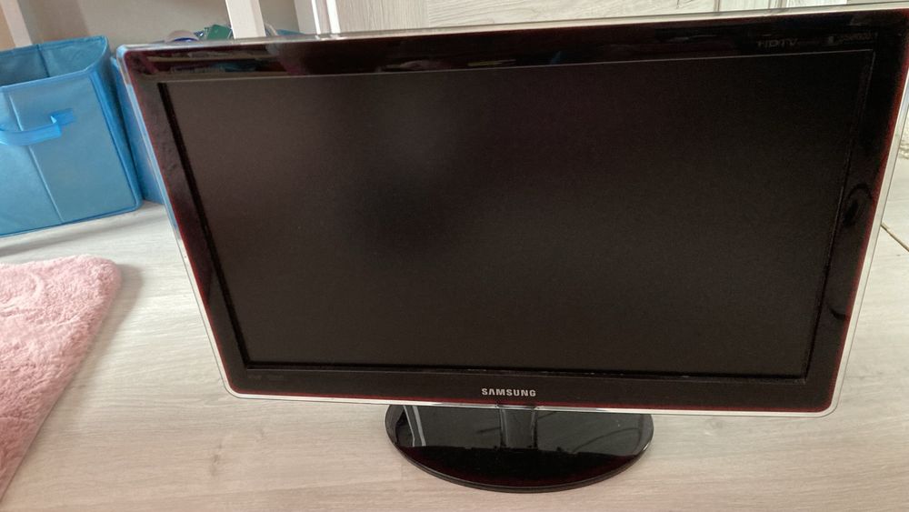 Telewizor samsung P2370HD