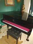 Piano kawai, meia cauda, com 2 anos e pouquíssima utilização