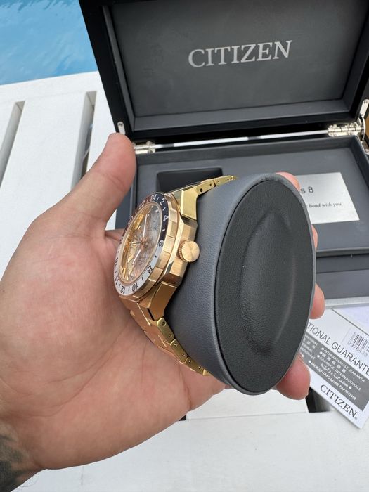 CITIZEN NB6032-53P Series 8 GMT 880