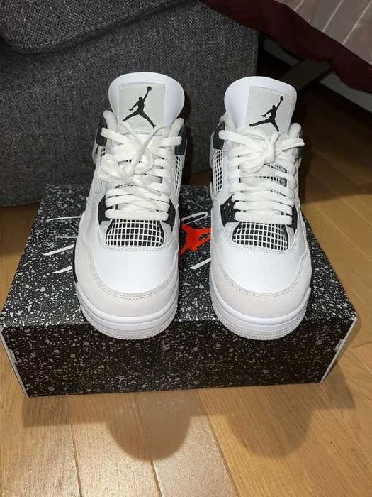 "Buty koszykówki "Nike_Air_Jordan 4_Retro_Black_Military_Roz.40