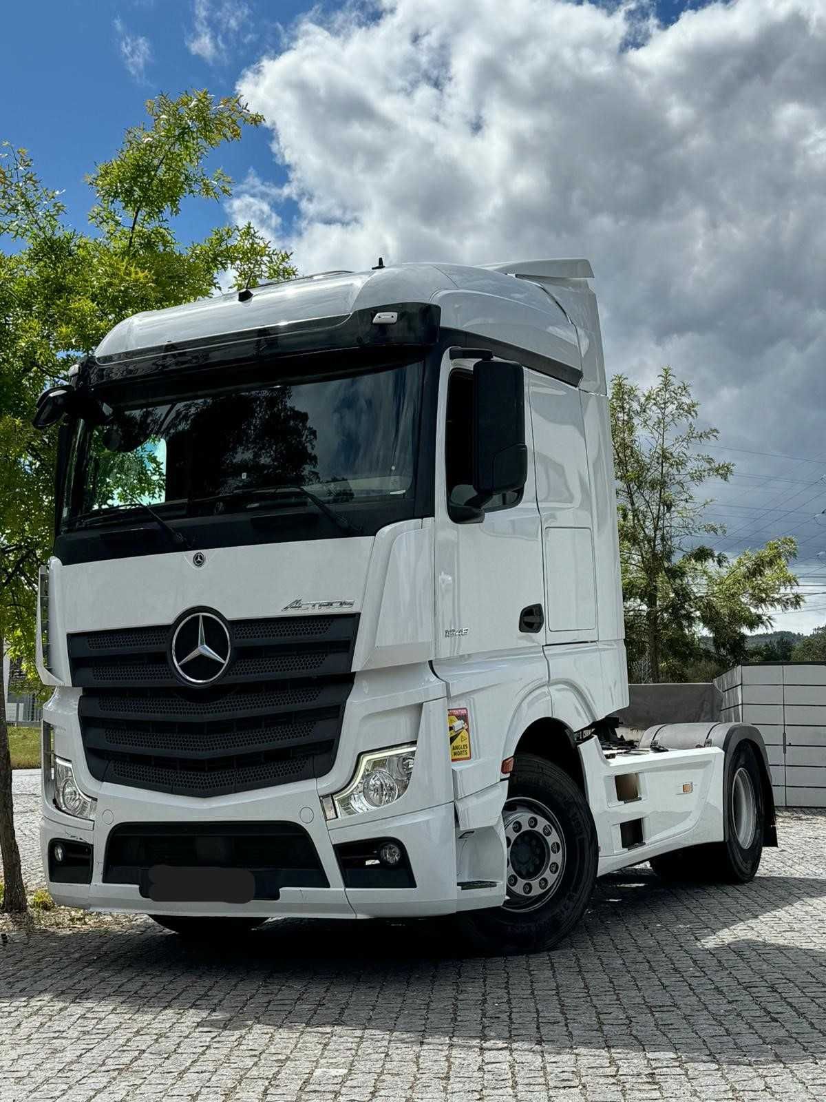 Mercedes Benz Actros 1848